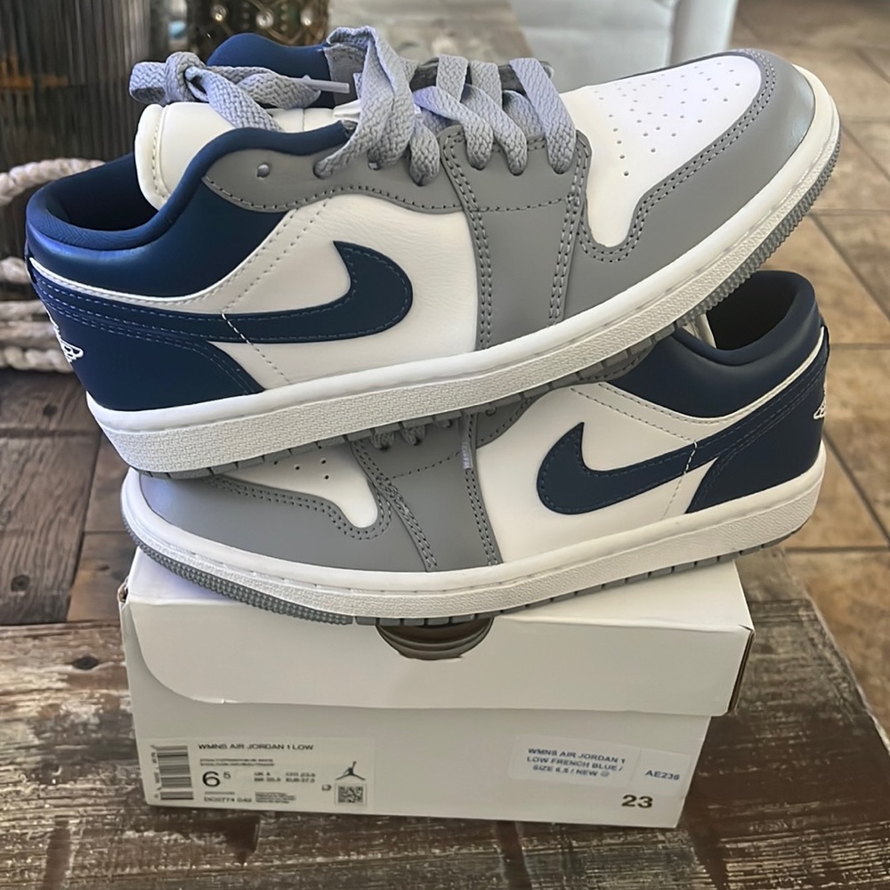 Nike Air Jordan 1 Low White Gray Blue Sneakers